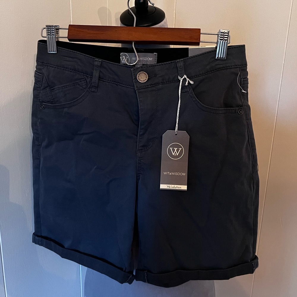 NWT Wit & Wisdom Cuffed Shorts, Gray, Size 4
